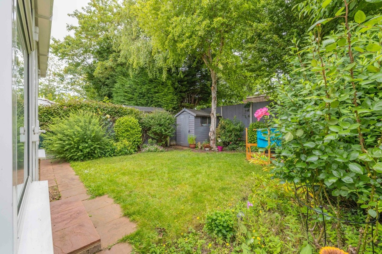 Properties For Sale in Abbey Gardens Canterbury