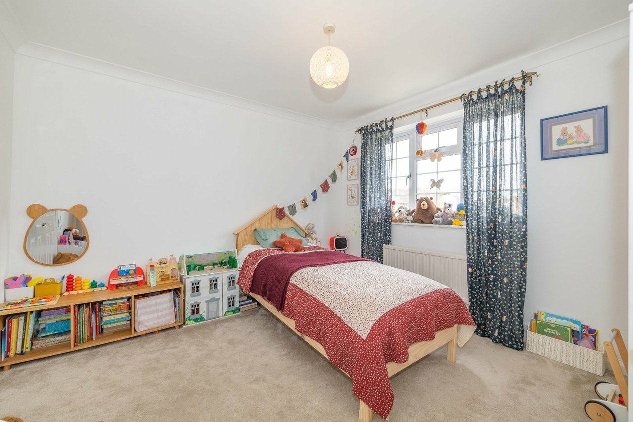 Properties For Sale in Abbey Gardens Canterbury