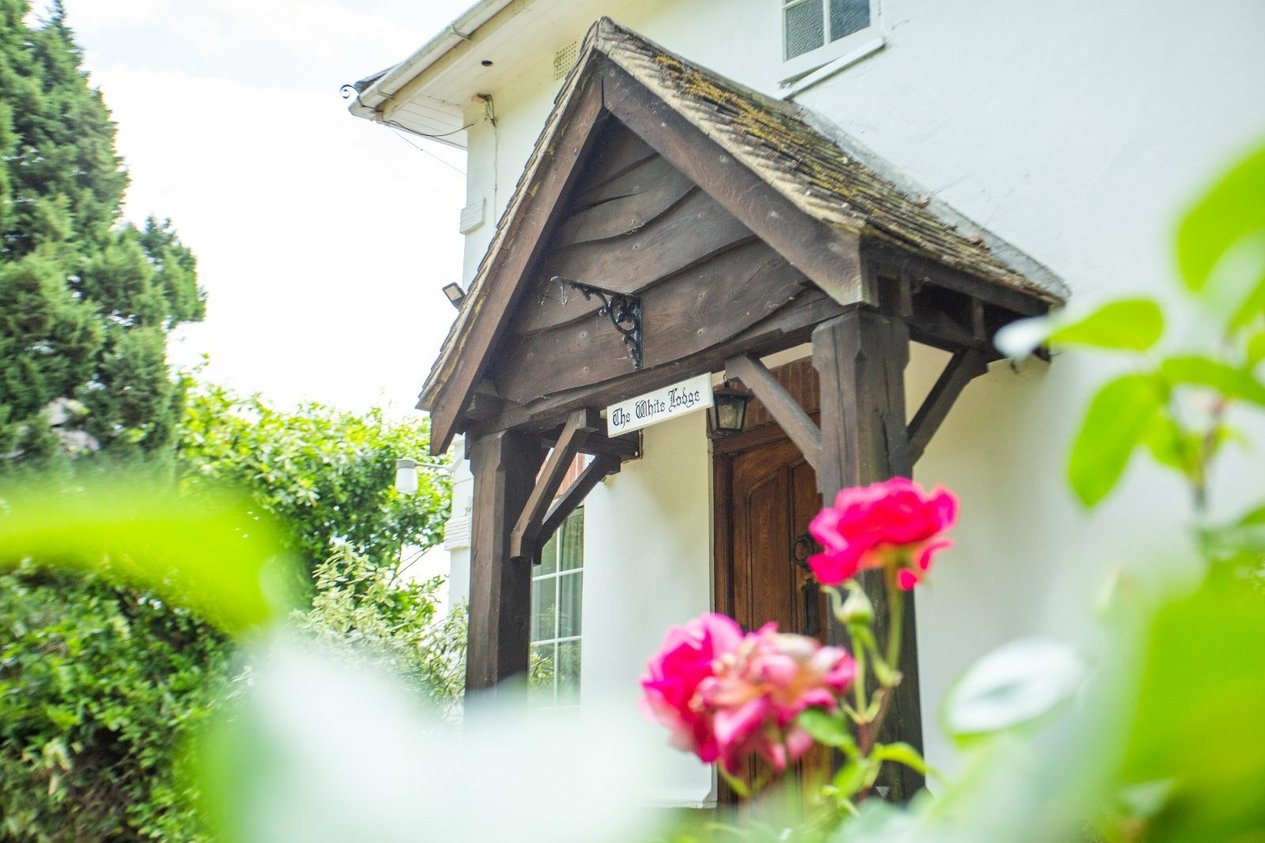 Properties For Sale in Abbots Barton Walk Canterbury