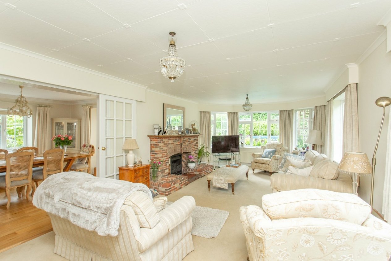Properties For Sale in Abbots Barton Walk Canterbury