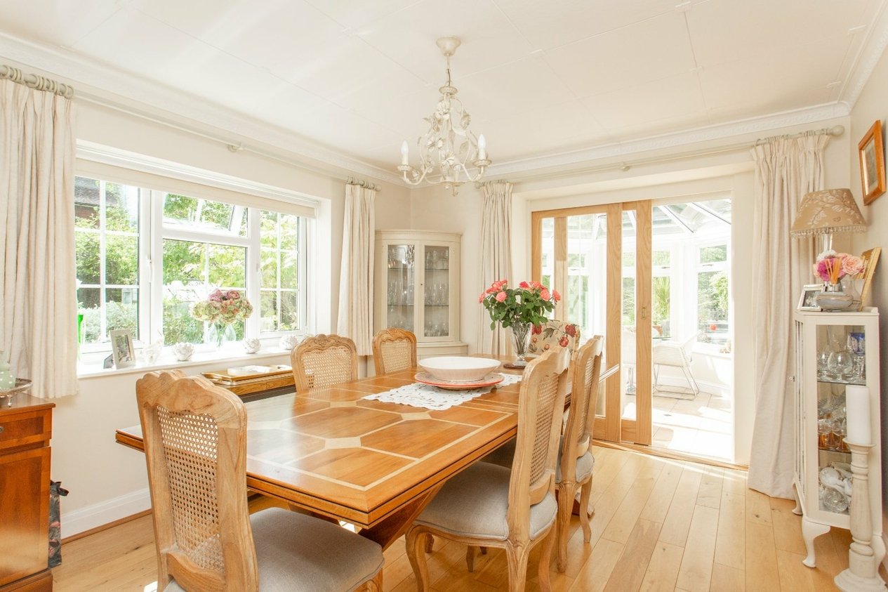 Properties For Sale in Abbots Barton Walk Canterbury