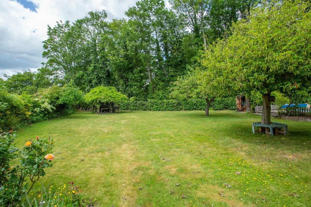 Properties For Sale in Abbots Barton Walk Canterbury