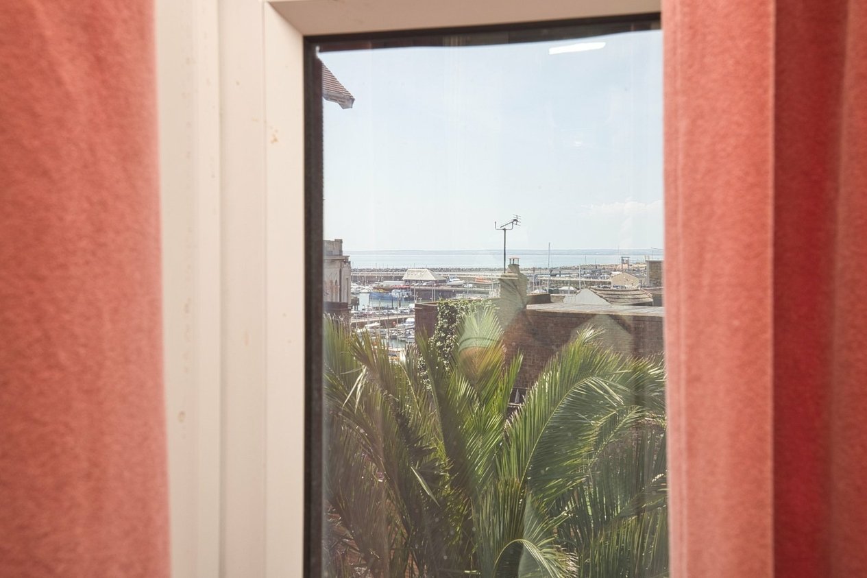 Properties For Sale in Abbots Hill Ramsgate