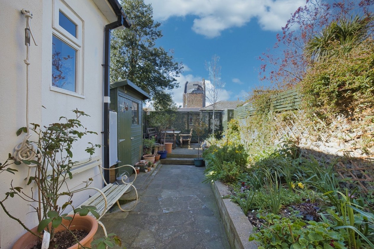 Properties For Sale in Abbots Hill Ramsgate