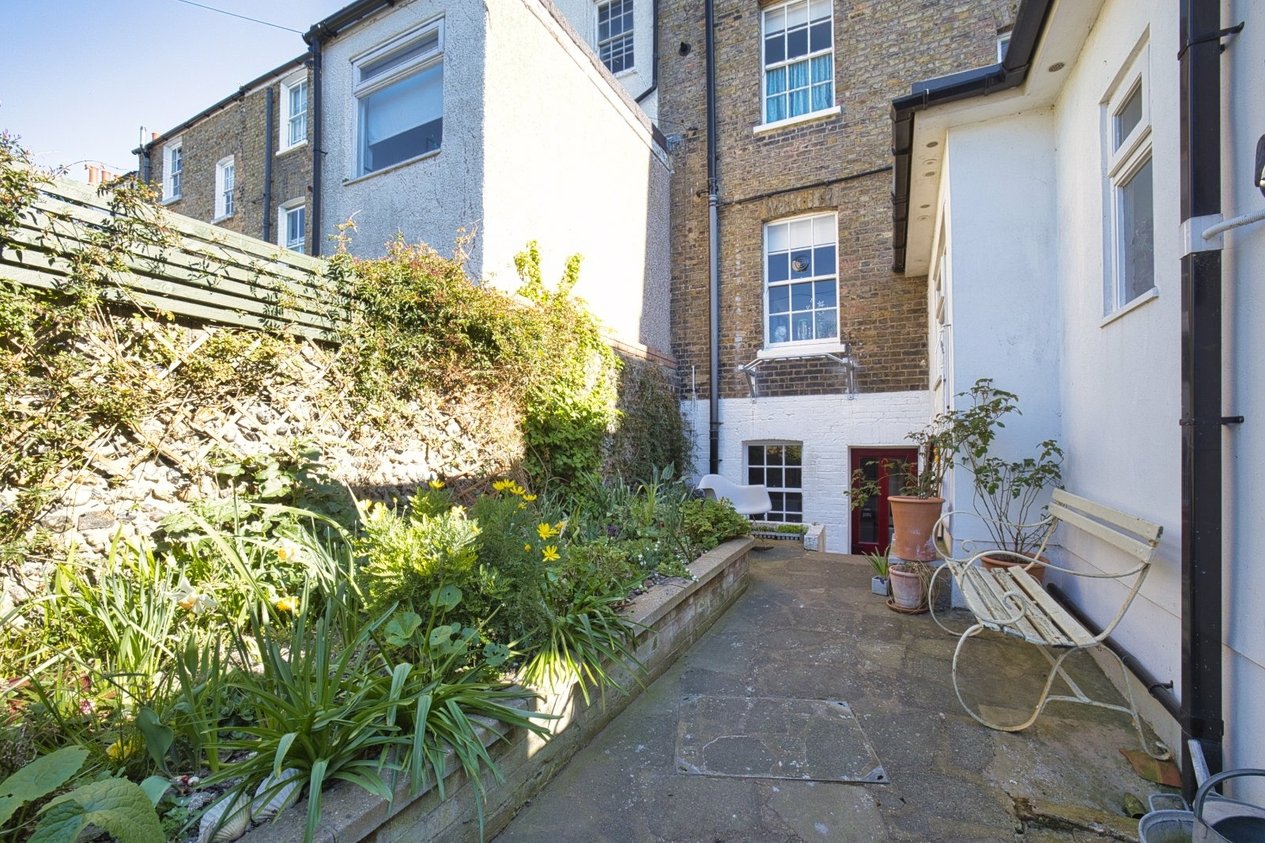 Properties For Sale in Abbots Hill Ramsgate