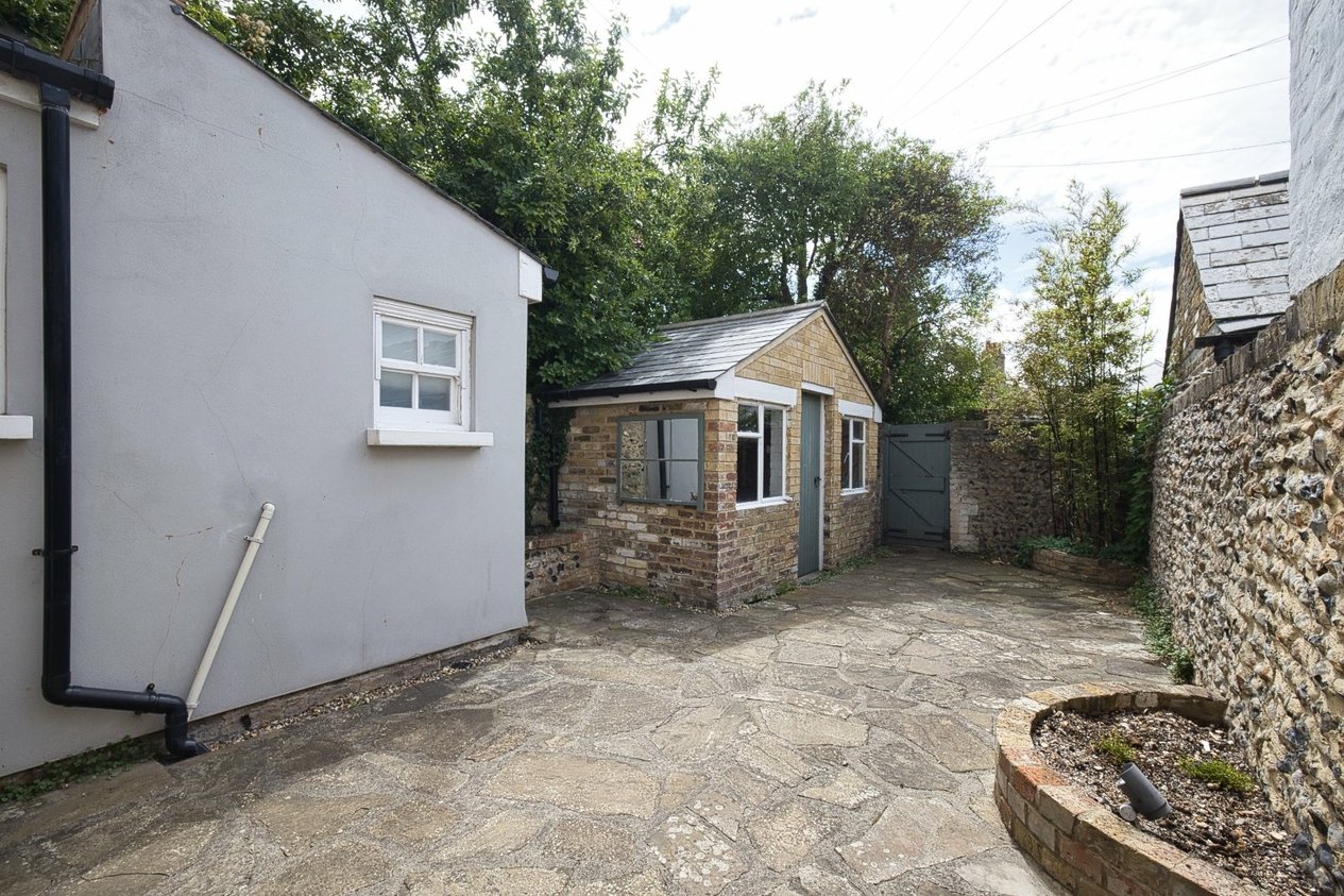 Properties For Sale in Abbots Hill Ramsgate