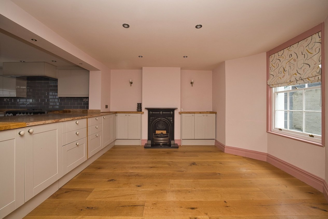 Properties For Sale in Abbots Hill Ramsgate