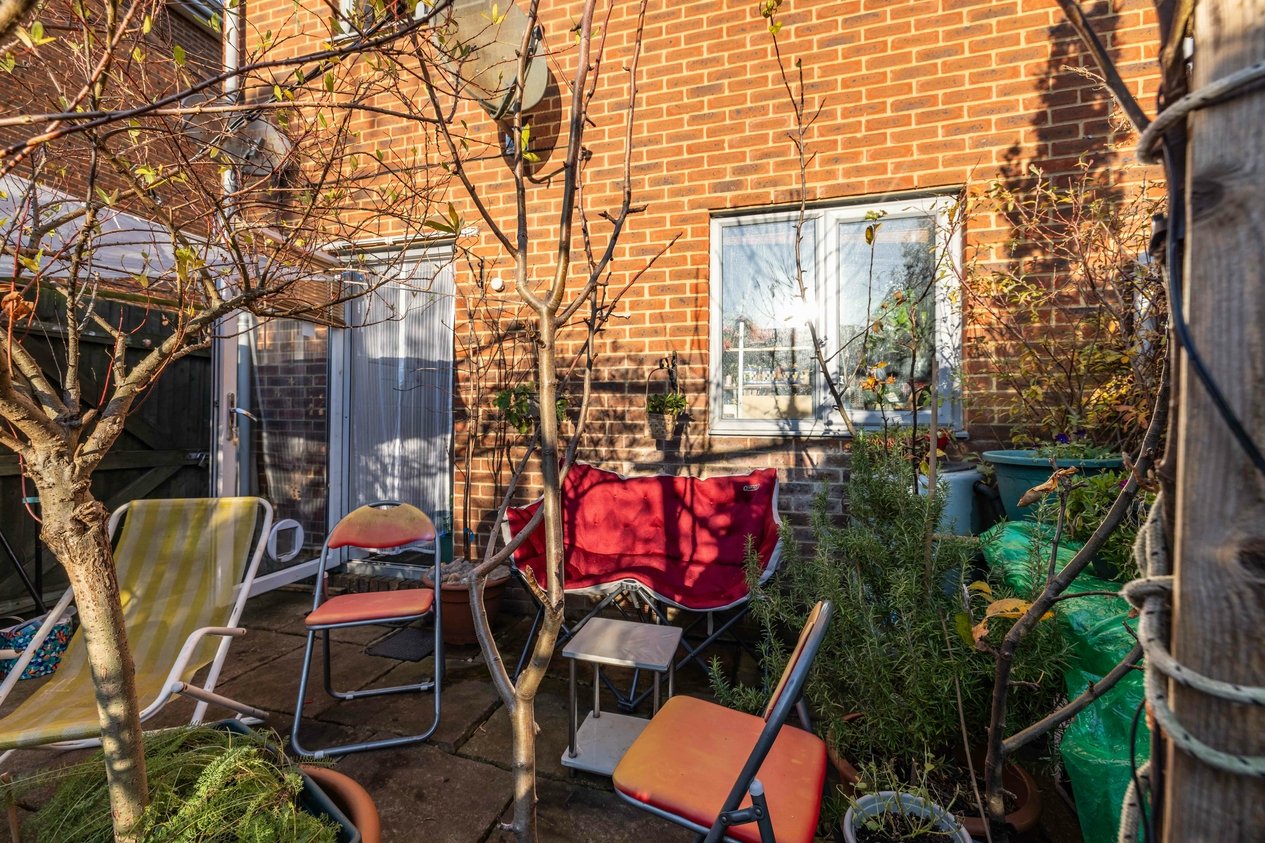 Properties Under Offer in Adams Drive Ashford