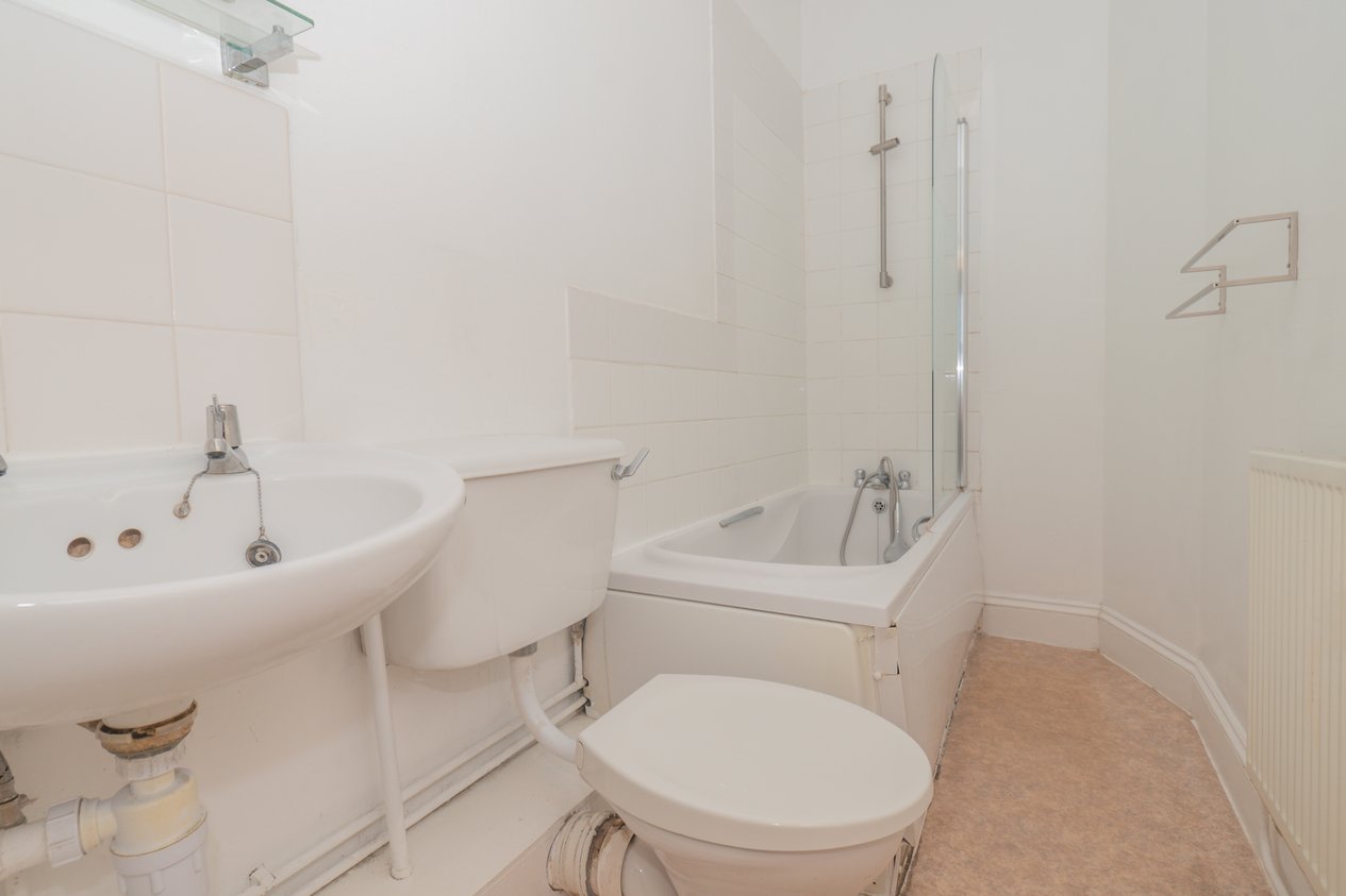 Properties Under Offer in Addington Street Ramsgate