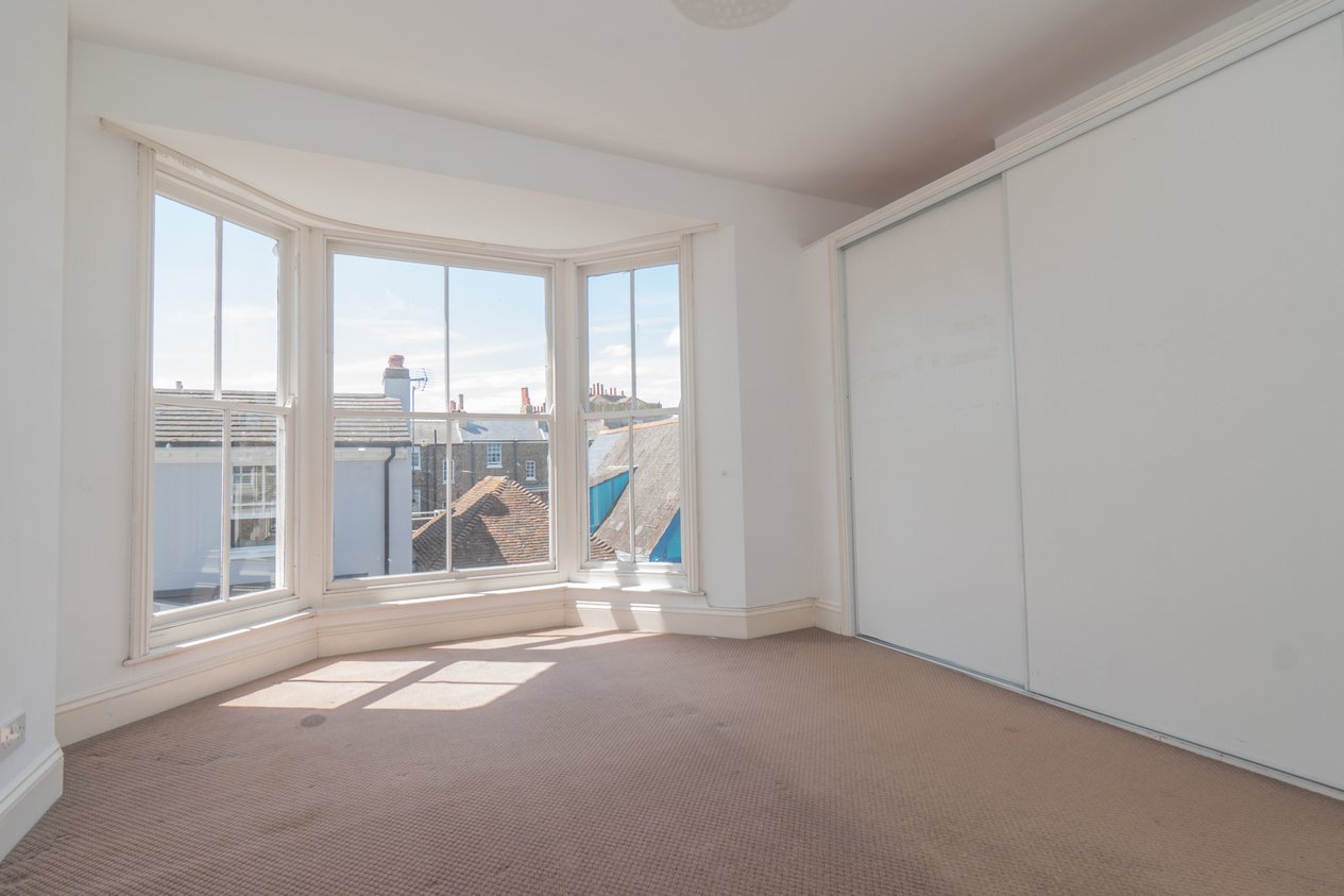 Properties Under Offer in Addington Street Ramsgate