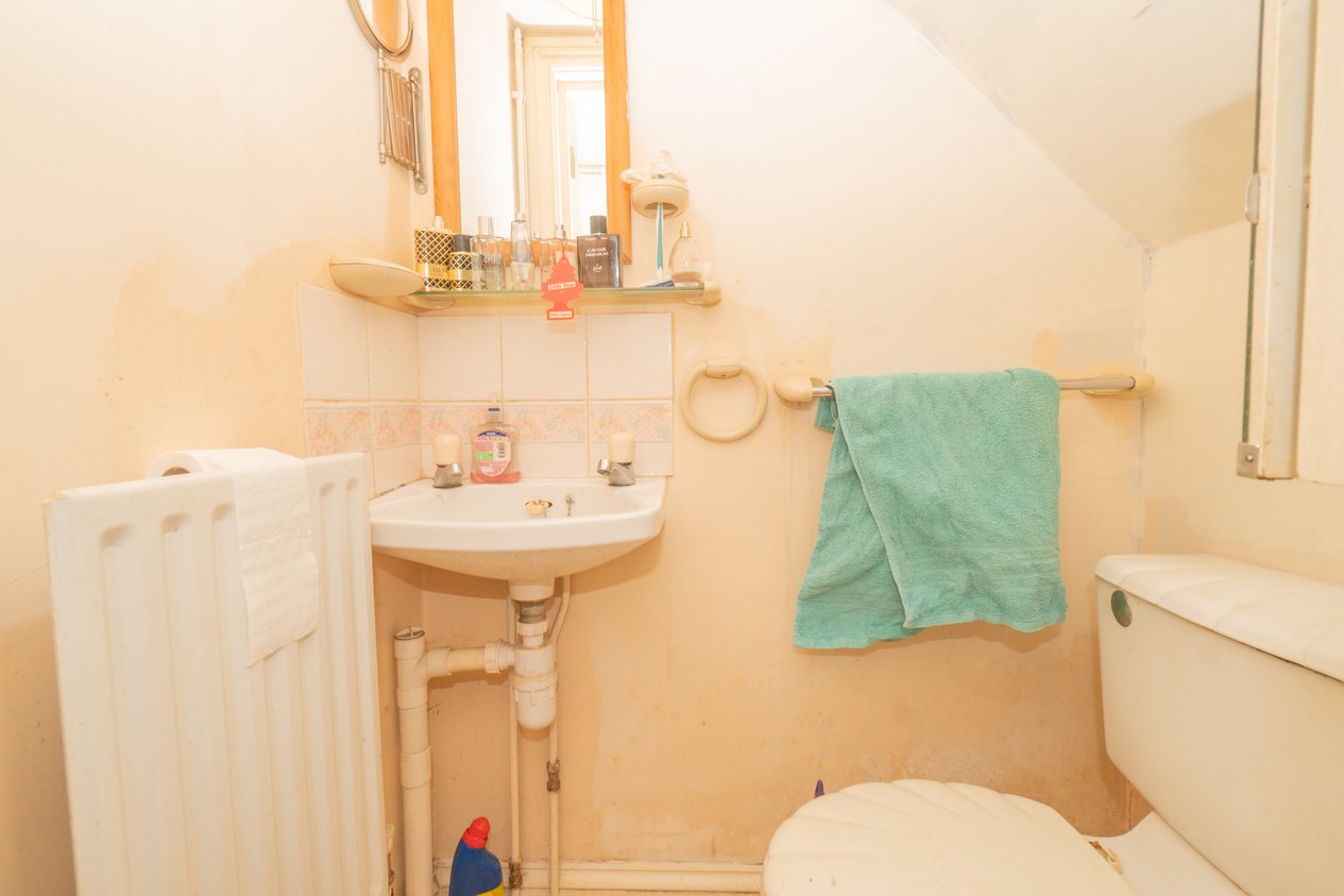 Properties Under Offer in Addington Street Ramsgate