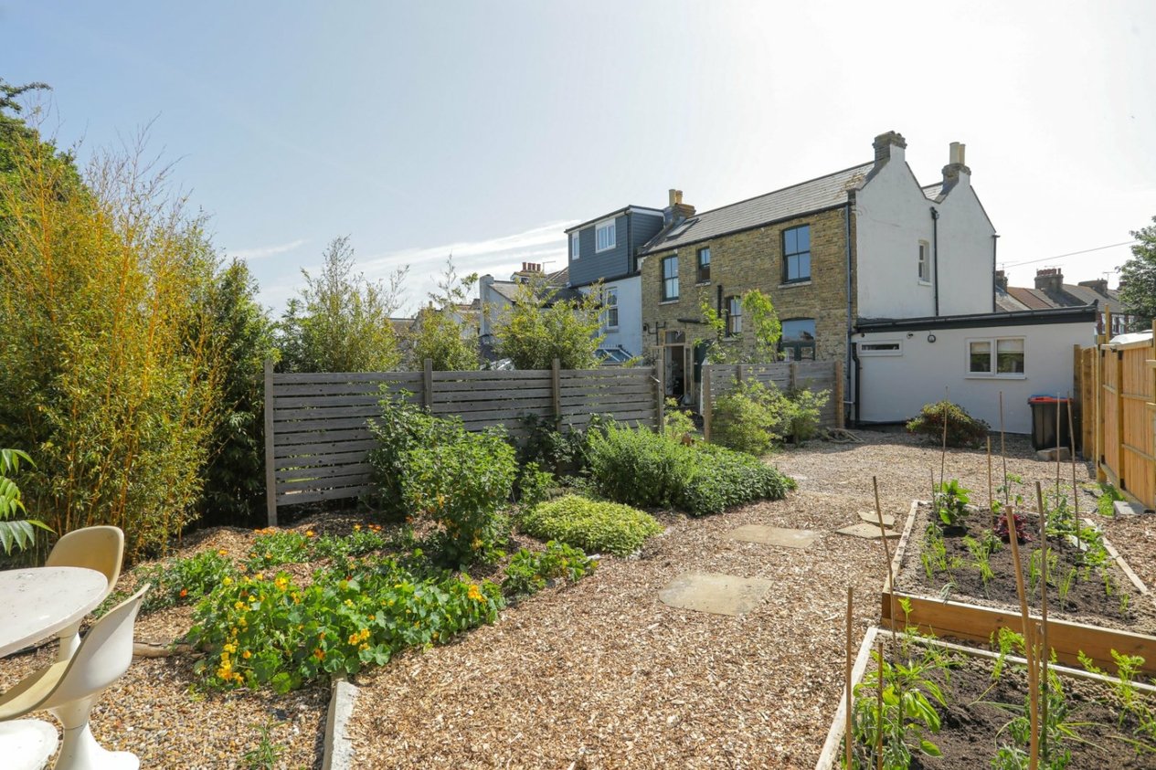 Properties Under Offer in Addiscombe Road Margate