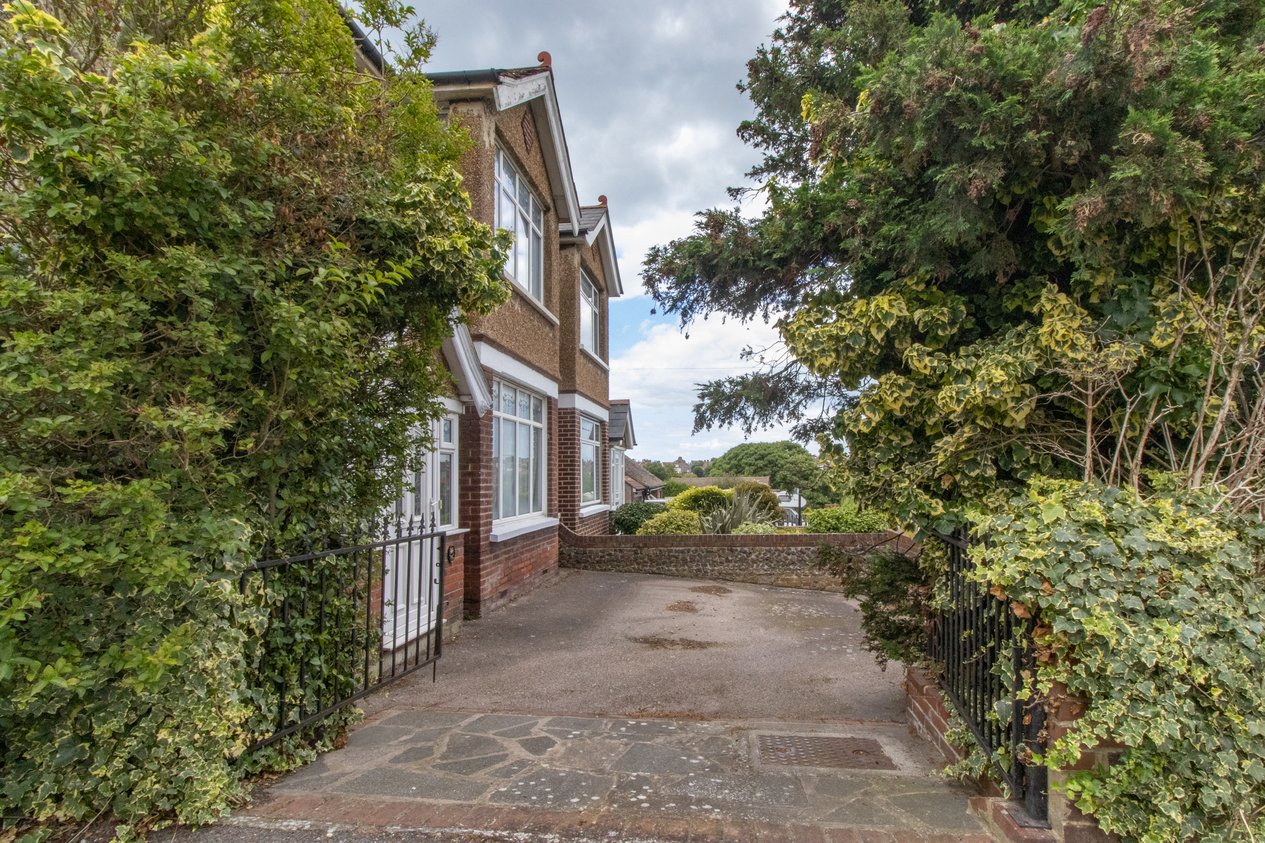 Properties For Sale in Addiscombe Road Margate