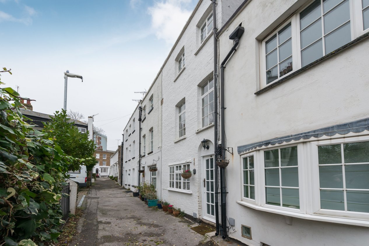 Properties For Sale in Adelaide Gardens Ramsgate