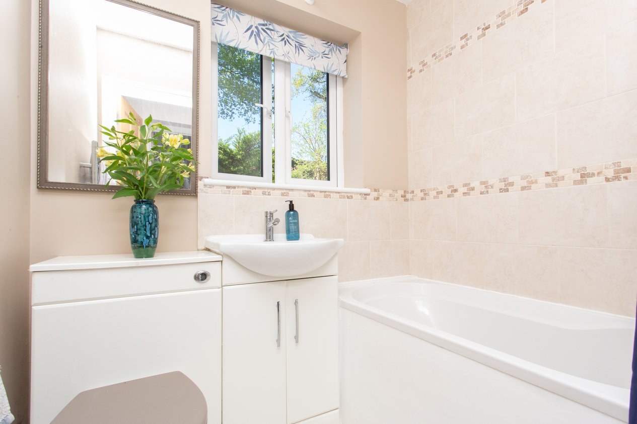 Properties Under Offer in Agester Lane Denton