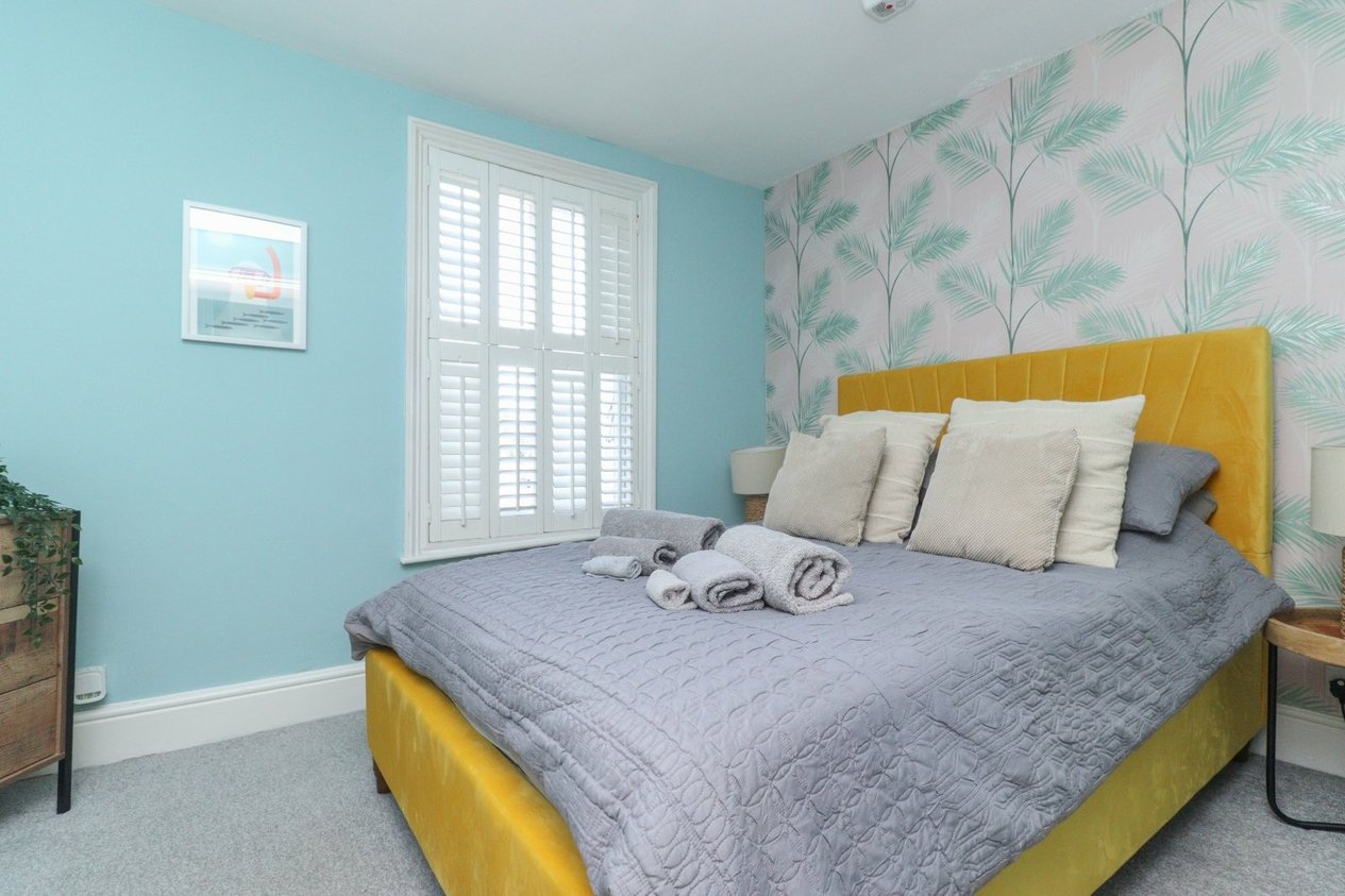 Properties For Sale in Albion Place Trinity Square