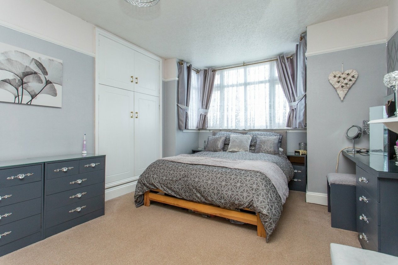 Properties Under Offer in Alexandra Road Capel-le-Ferne