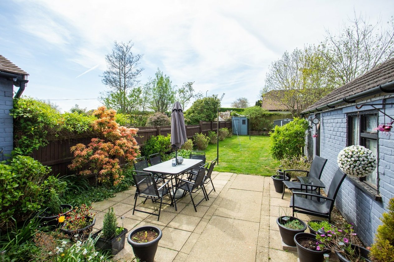 Properties Under Offer in Alexandra Road Capel-le-Ferne