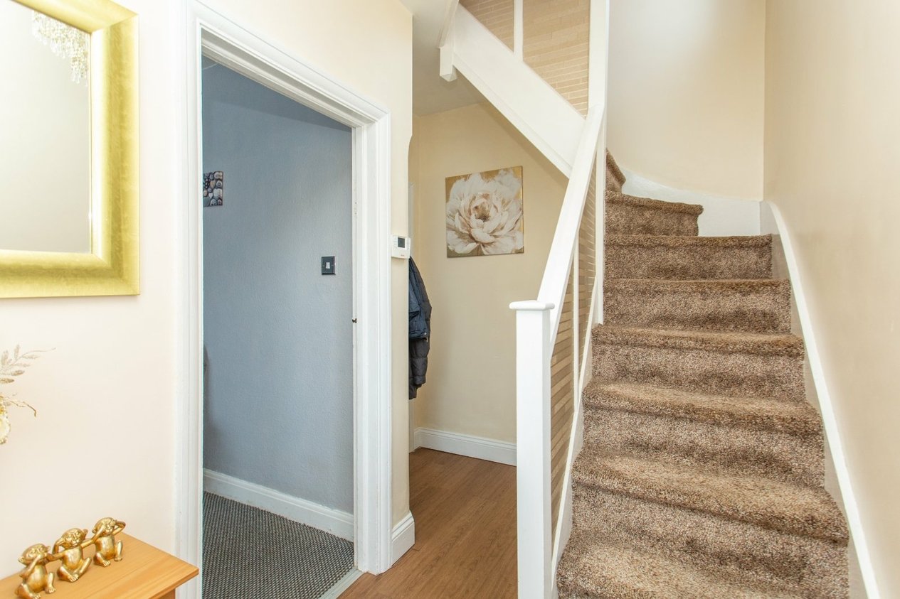 Properties Under Offer in Alexandra Road Capel-le-Ferne