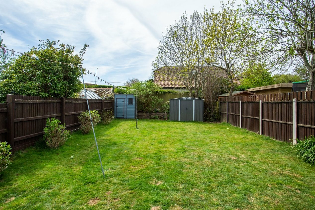 Properties Under Offer in Alexandra Road Capel-le-Ferne