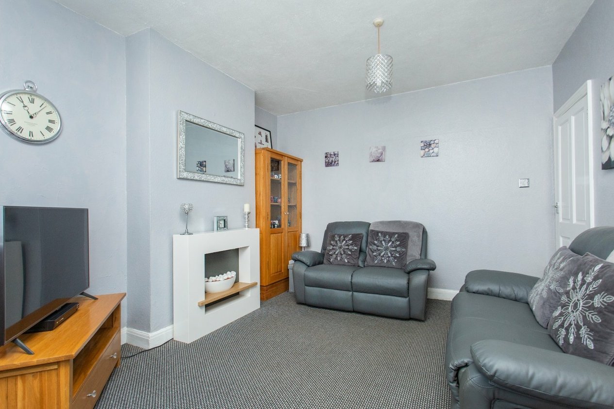 Properties Under Offer in Alexandra Road Capel-le-Ferne