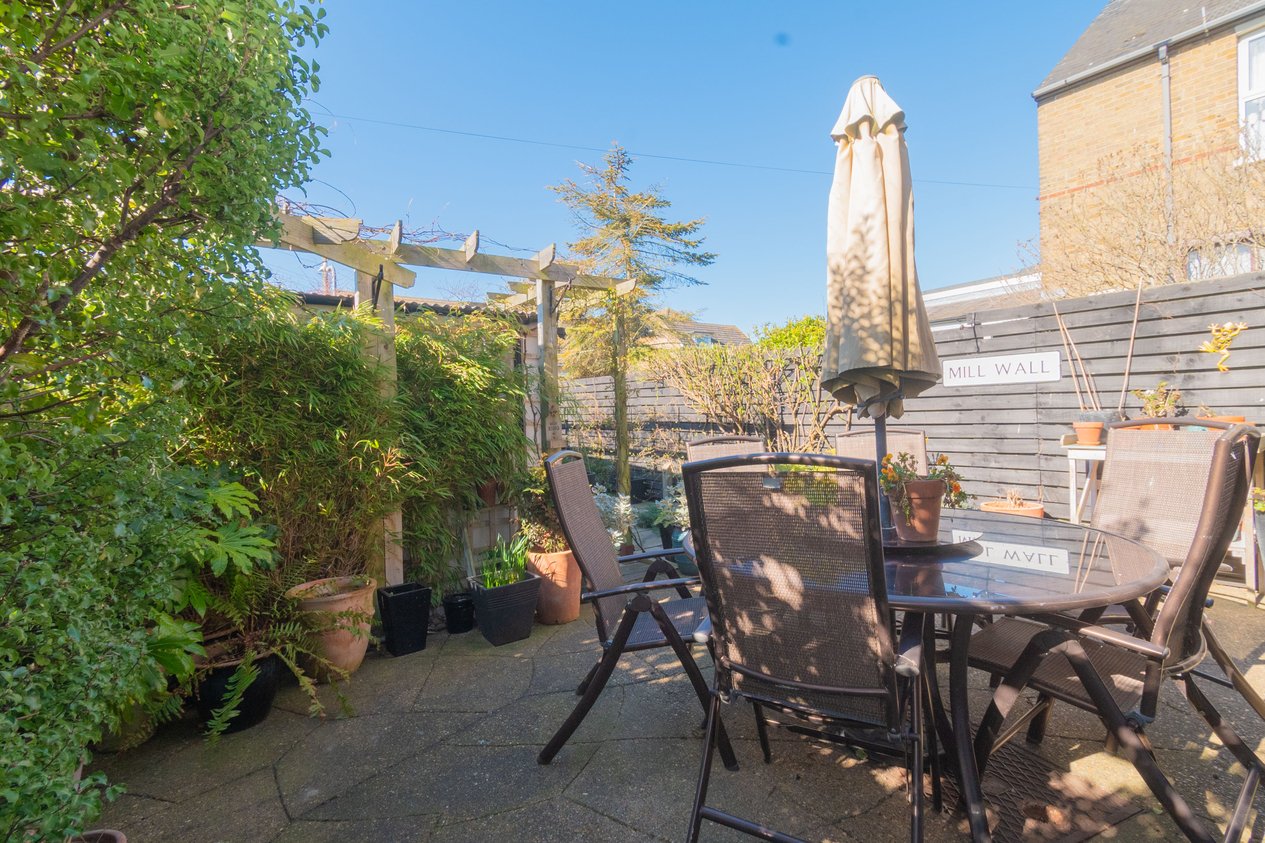 Properties Under Offer in Alfred Road Birchington