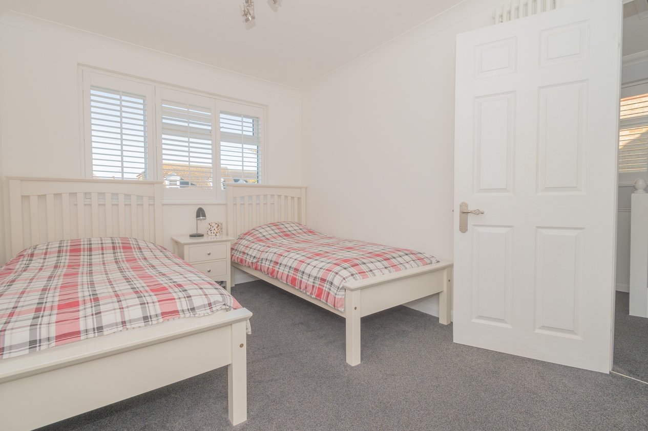 Properties Under Offer in Alfred Road Birchington