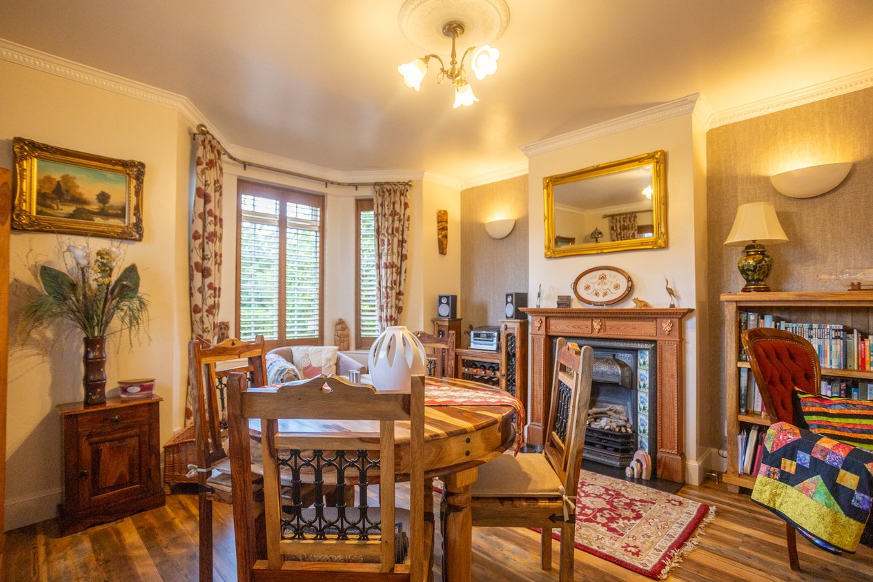 Properties For Sale in Alkham Valley Road Alkham