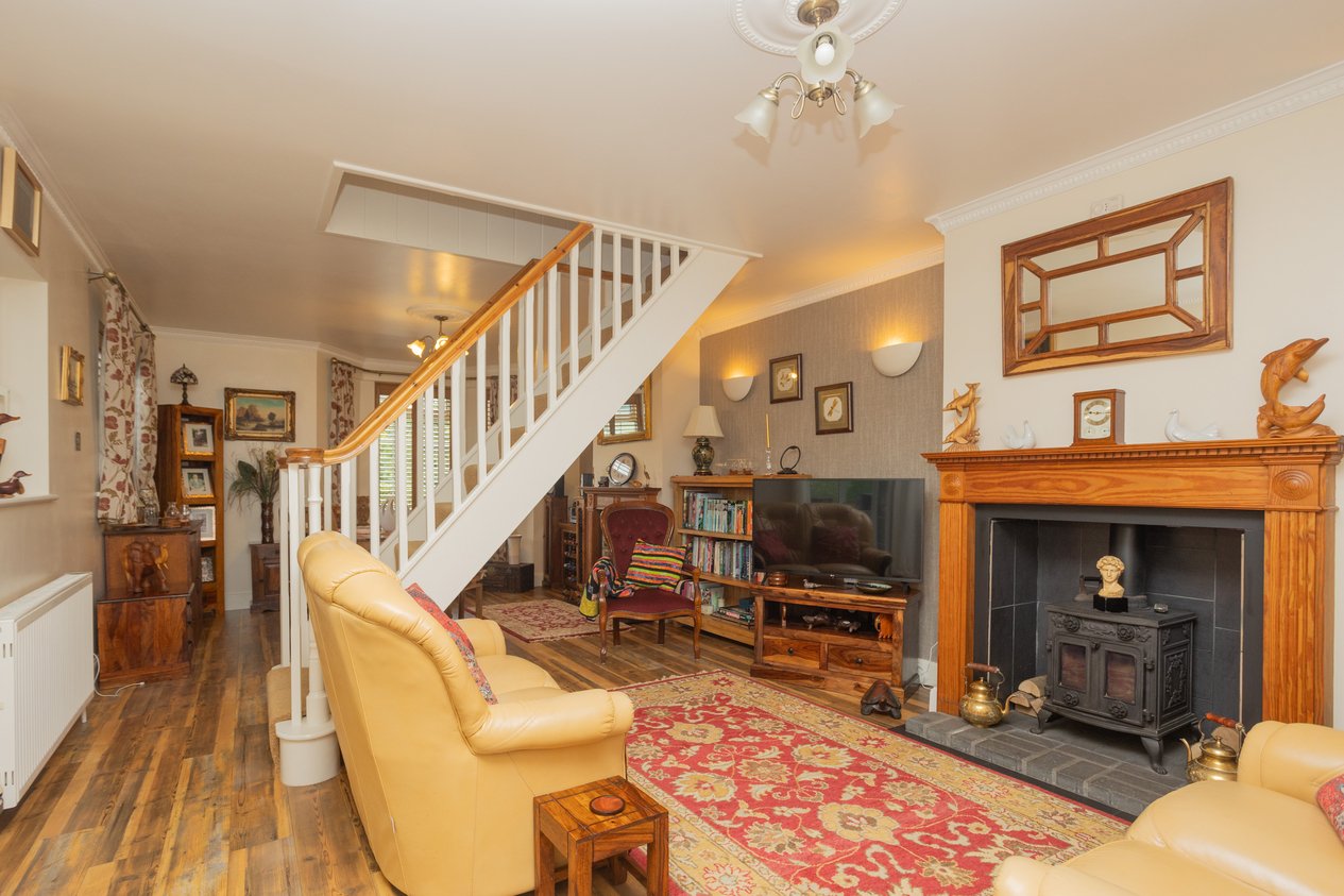 Properties For Sale in Alkham Valley Road Alkham