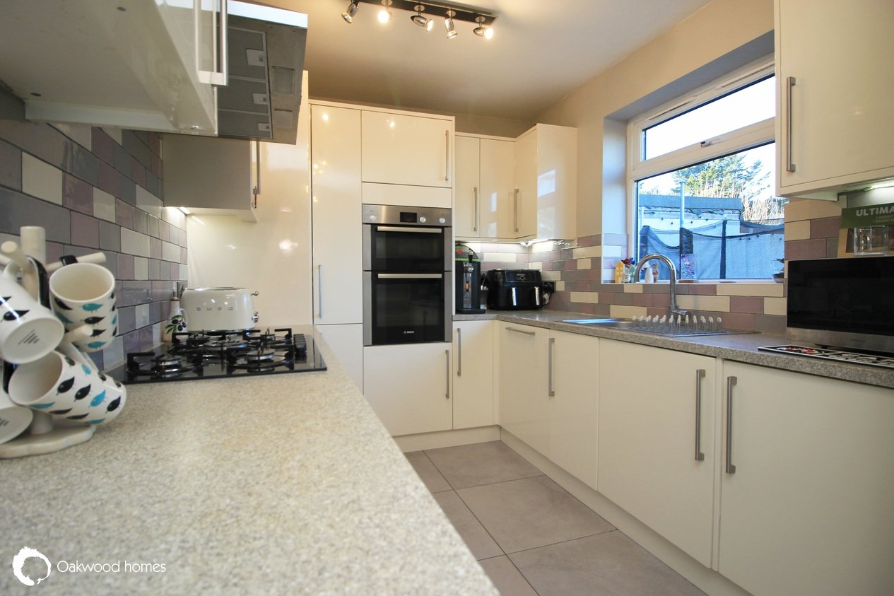 Properties Under Offer in All Saints Avenue 