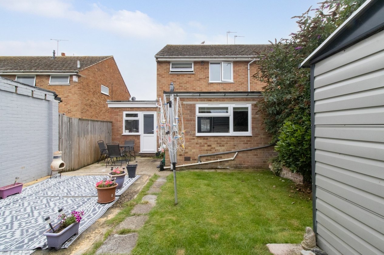 Properties For Sale in Almond Close  Broadstairs