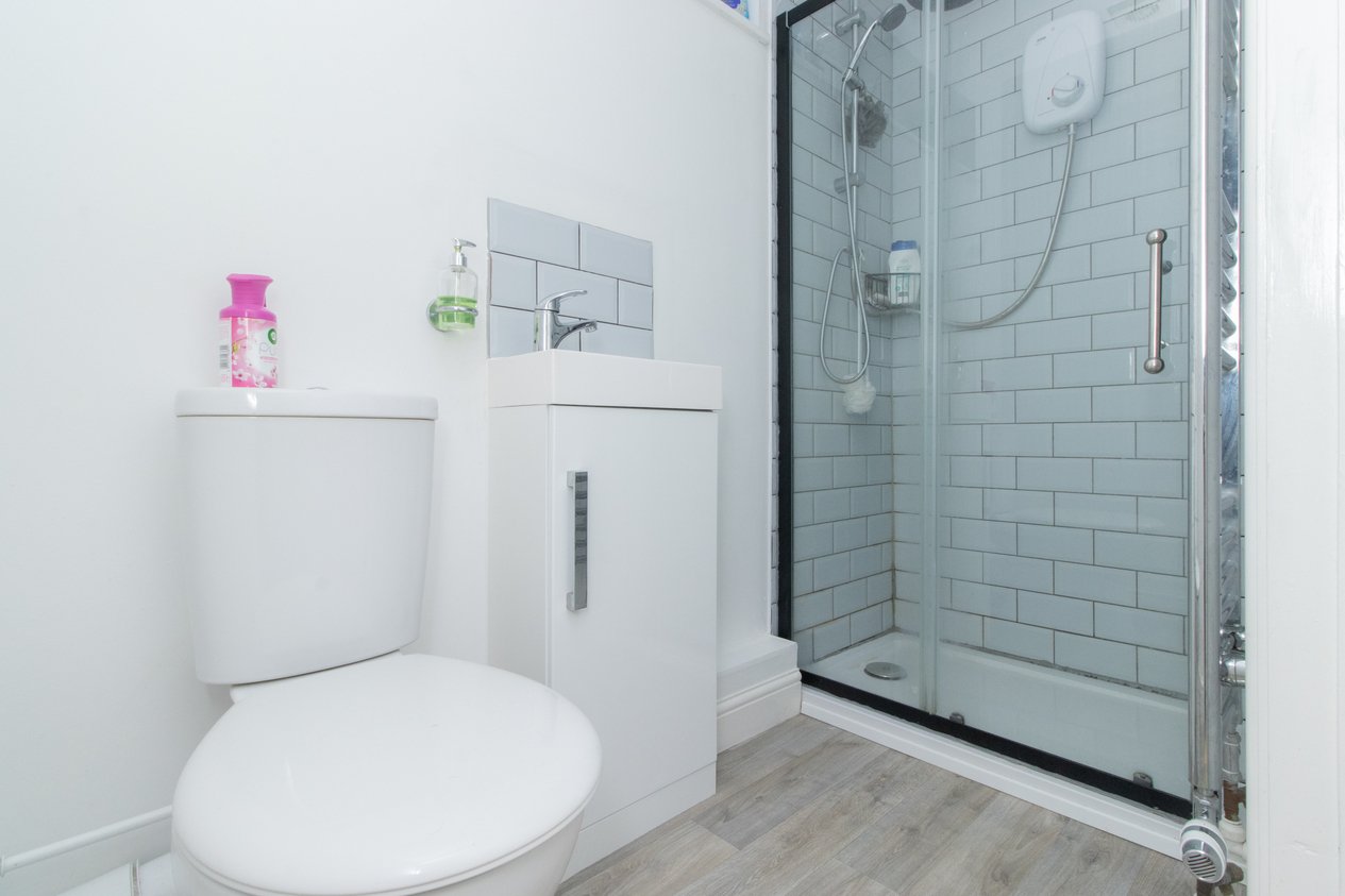 Properties Under Offer in Almond Close Broadstairs