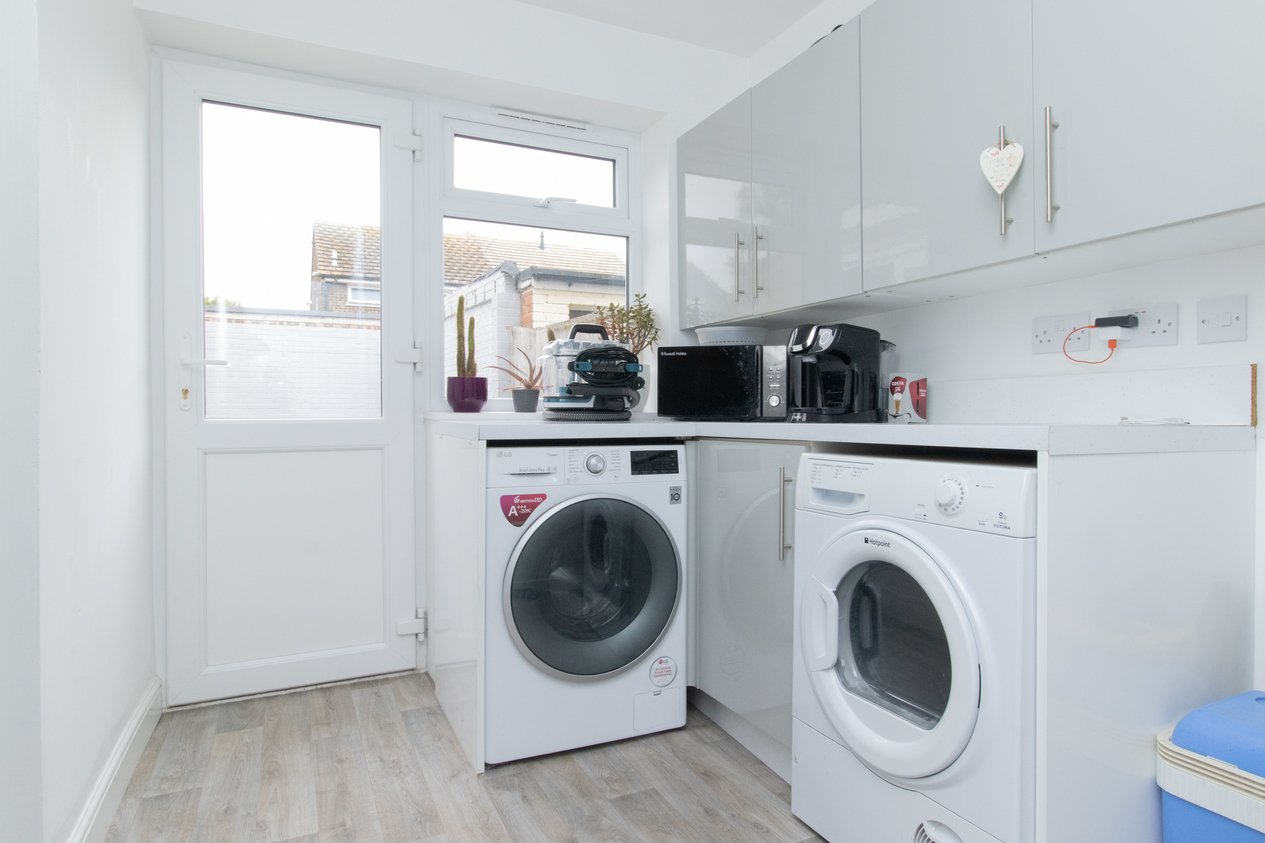 Properties Under Offer in Almond Close Broadstairs