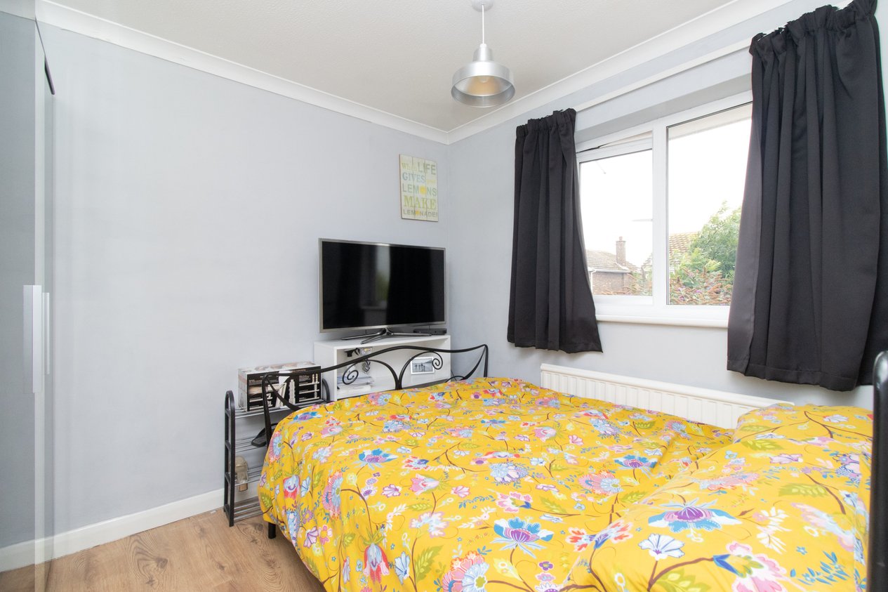 Properties Under Offer in Almond Close Broadstairs