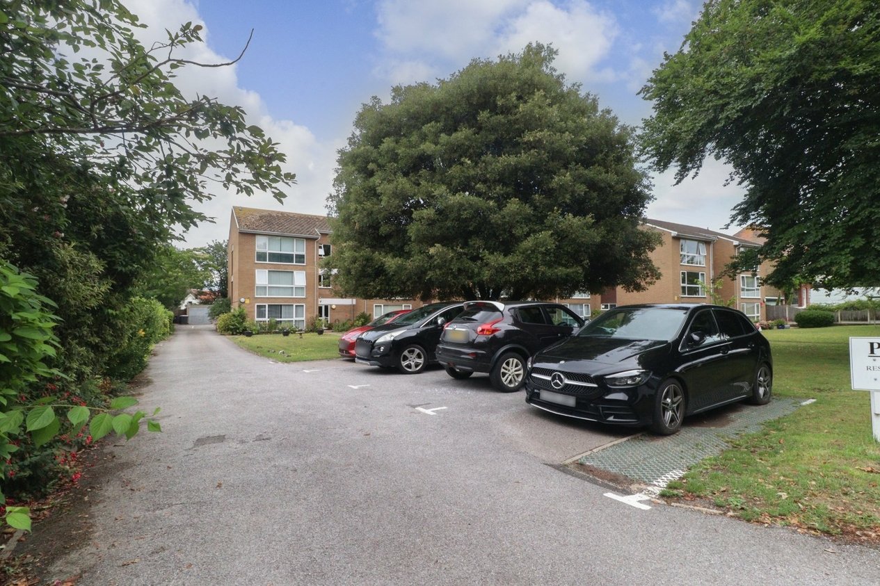 Properties For Sale in Alpha Road Birchington
