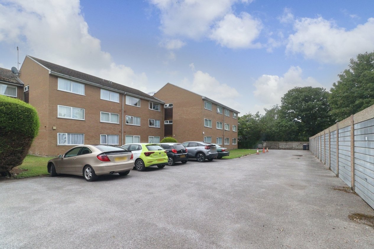 Properties For Sale in Alpha Road Birchington