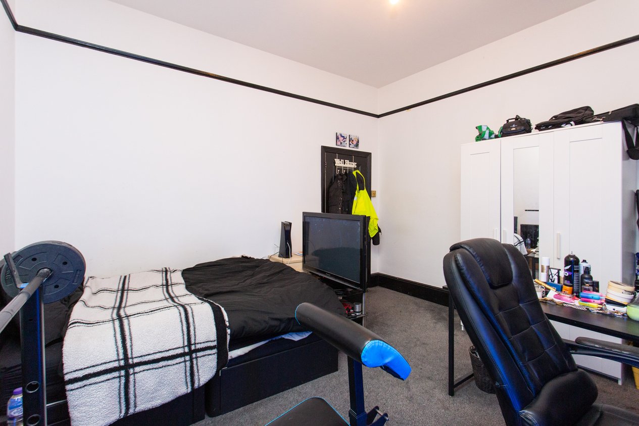 Properties For Sale in Approach Road Margate