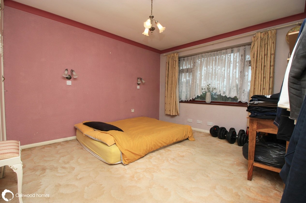 Properties Under Offer in Approach Road 