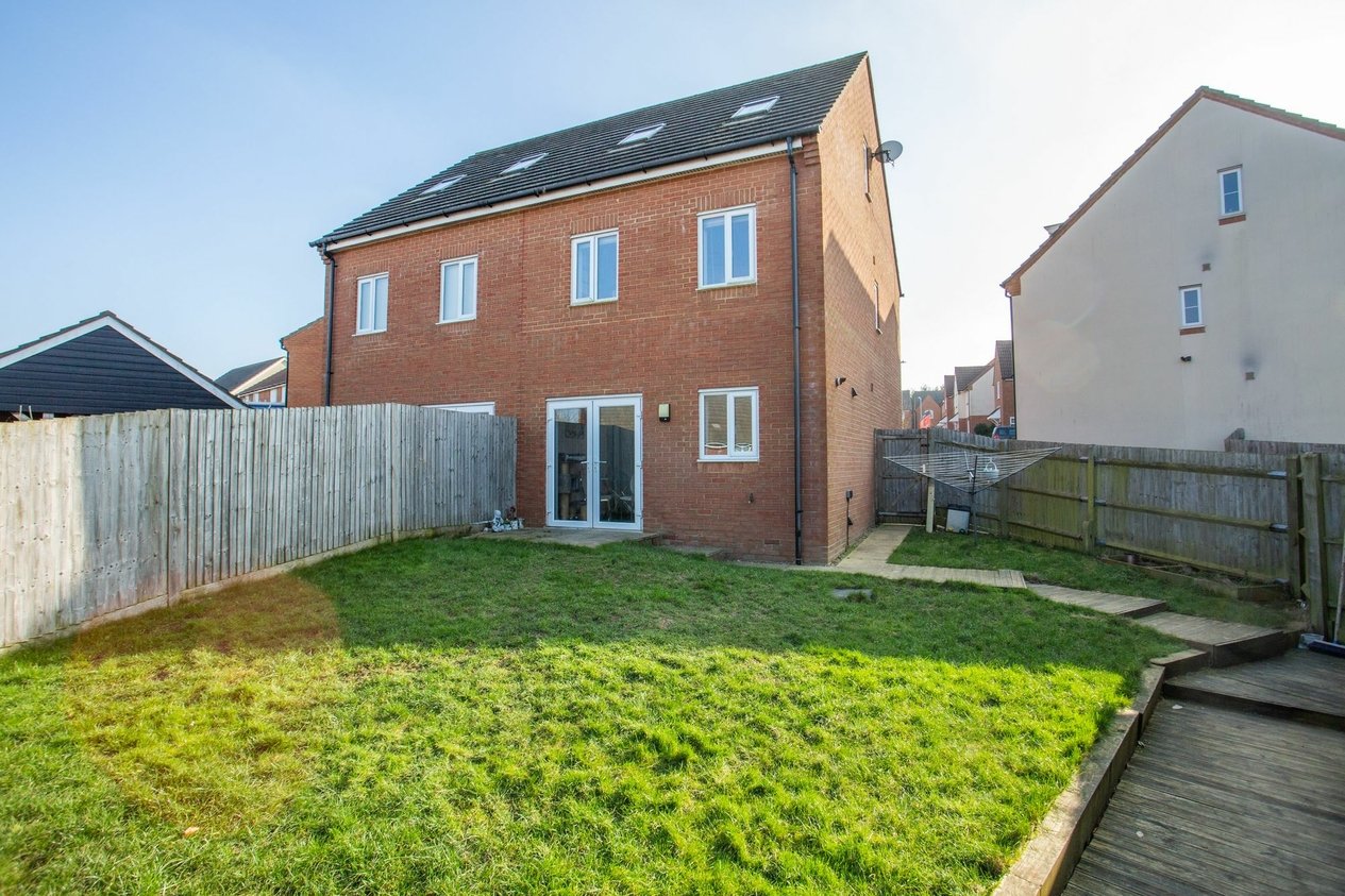 Properties For Sale in Arable Drive  Whitfield