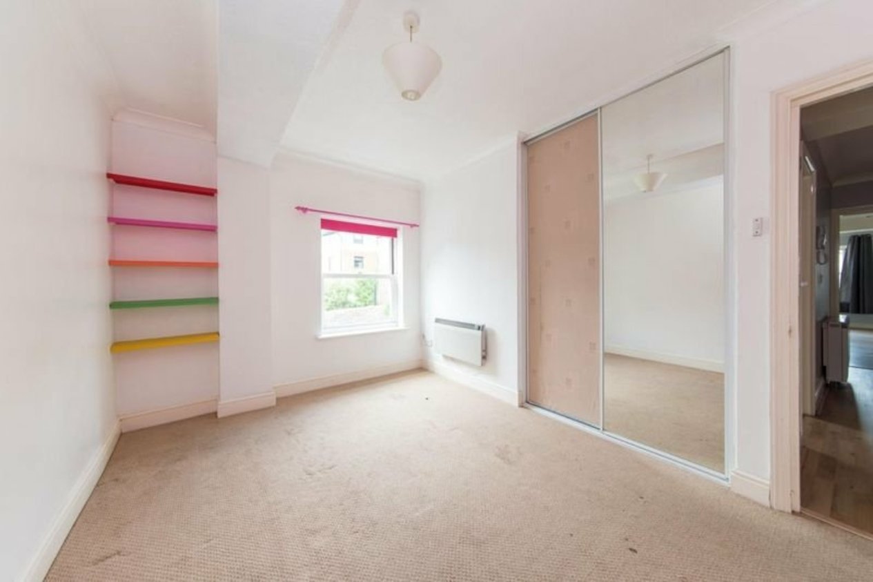 Properties Under Offer in Arden Court Dover Street