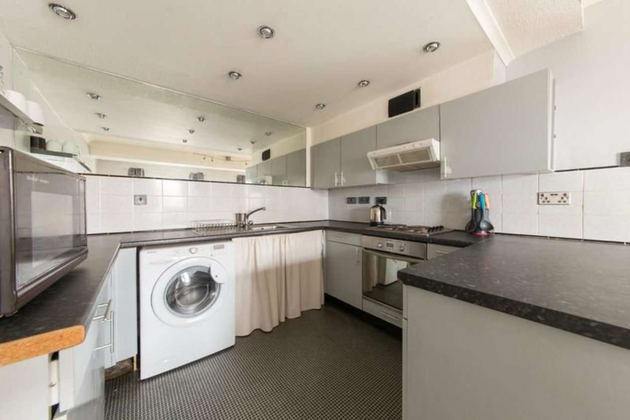 Properties Under Offer in Arden Court Dover Street