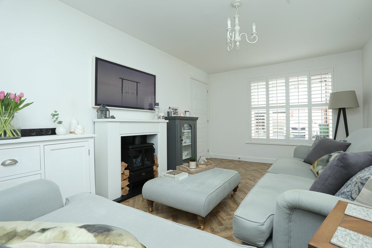 Properties Sold Subject To Contract in Argus Way  Hythe