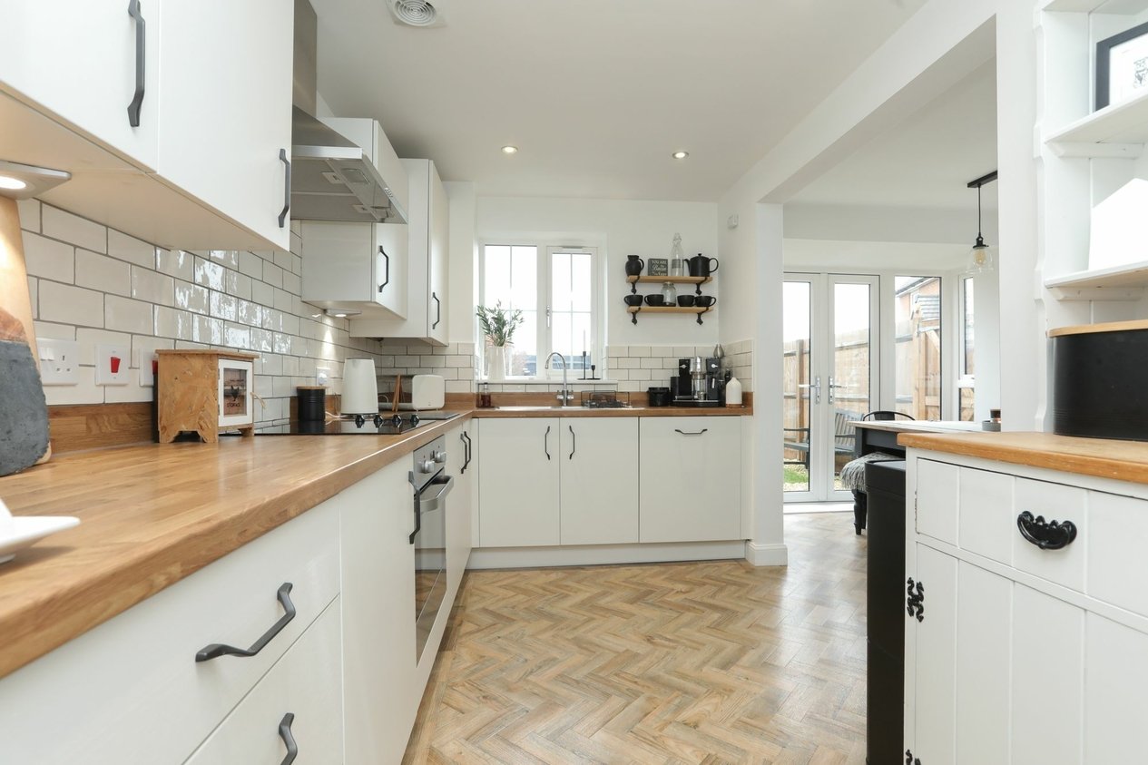Properties Sold Subject To Contract in Argus Way  Hythe
