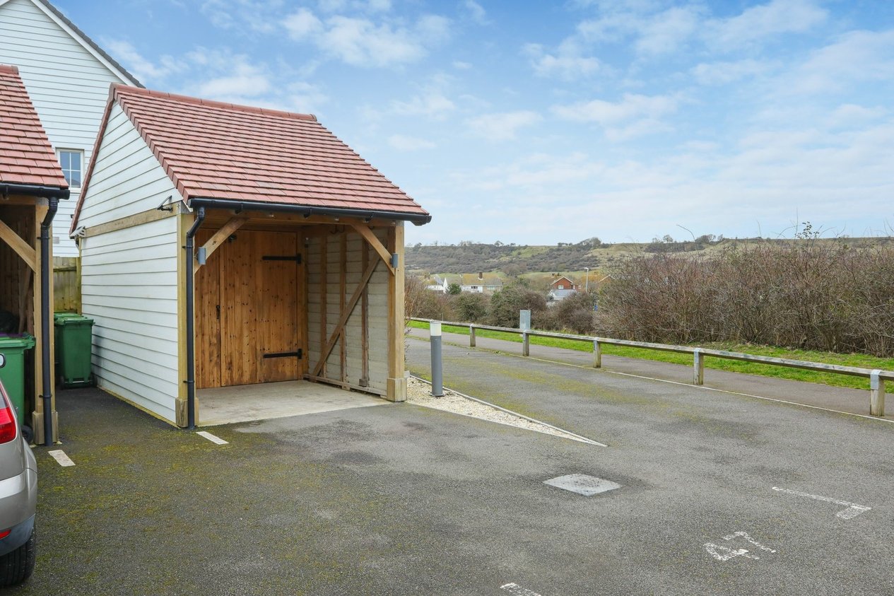 Properties Sold Subject To Contract in Argus Way  Hythe