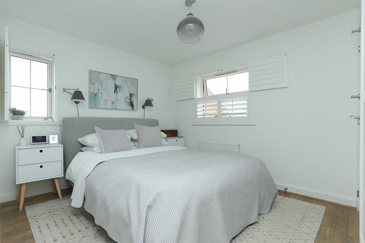 Properties Sold Subject To Contract in Argus Way  Hythe