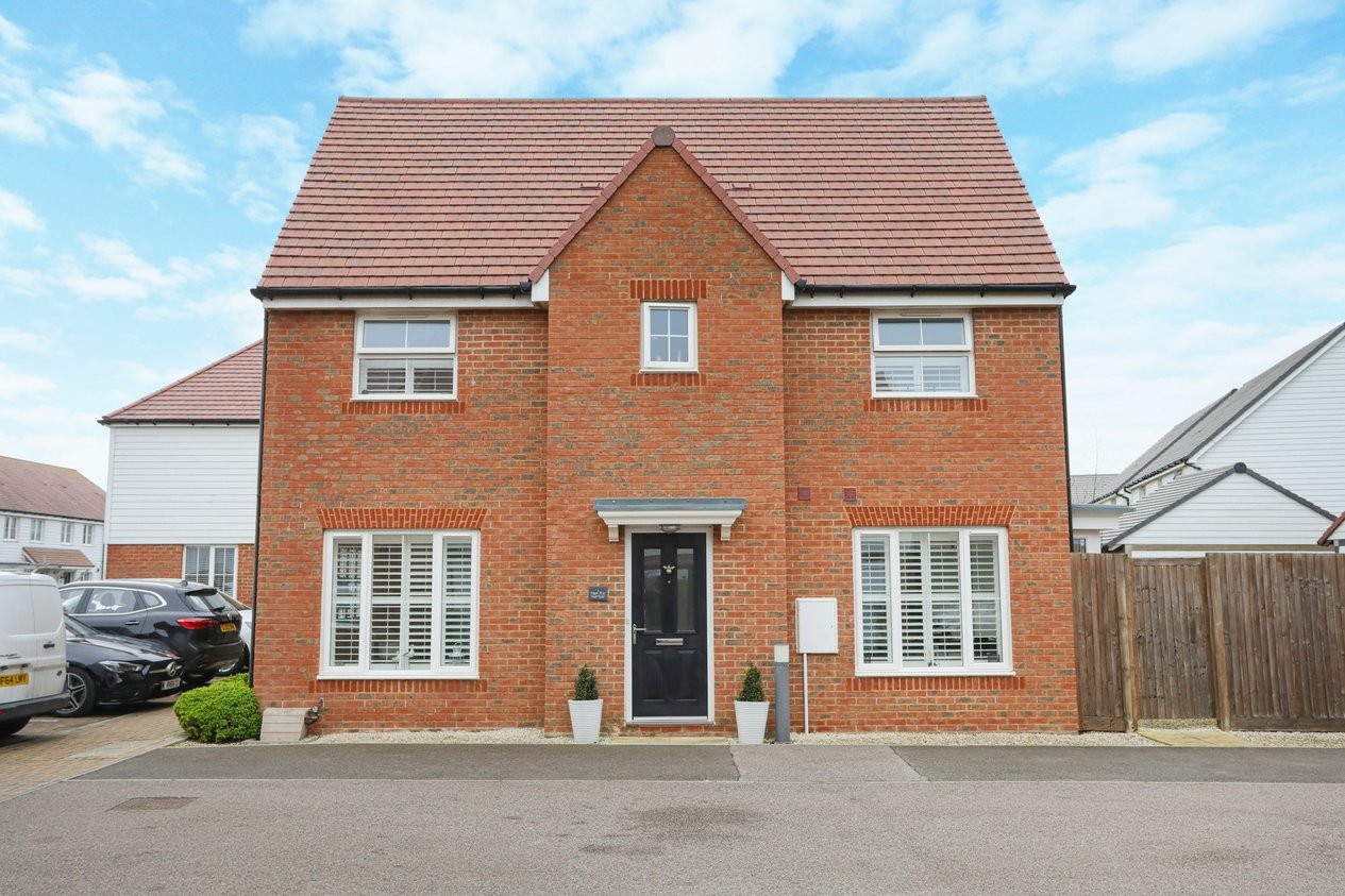 Properties Sold Subject To Contract in Argus Way  Hythe