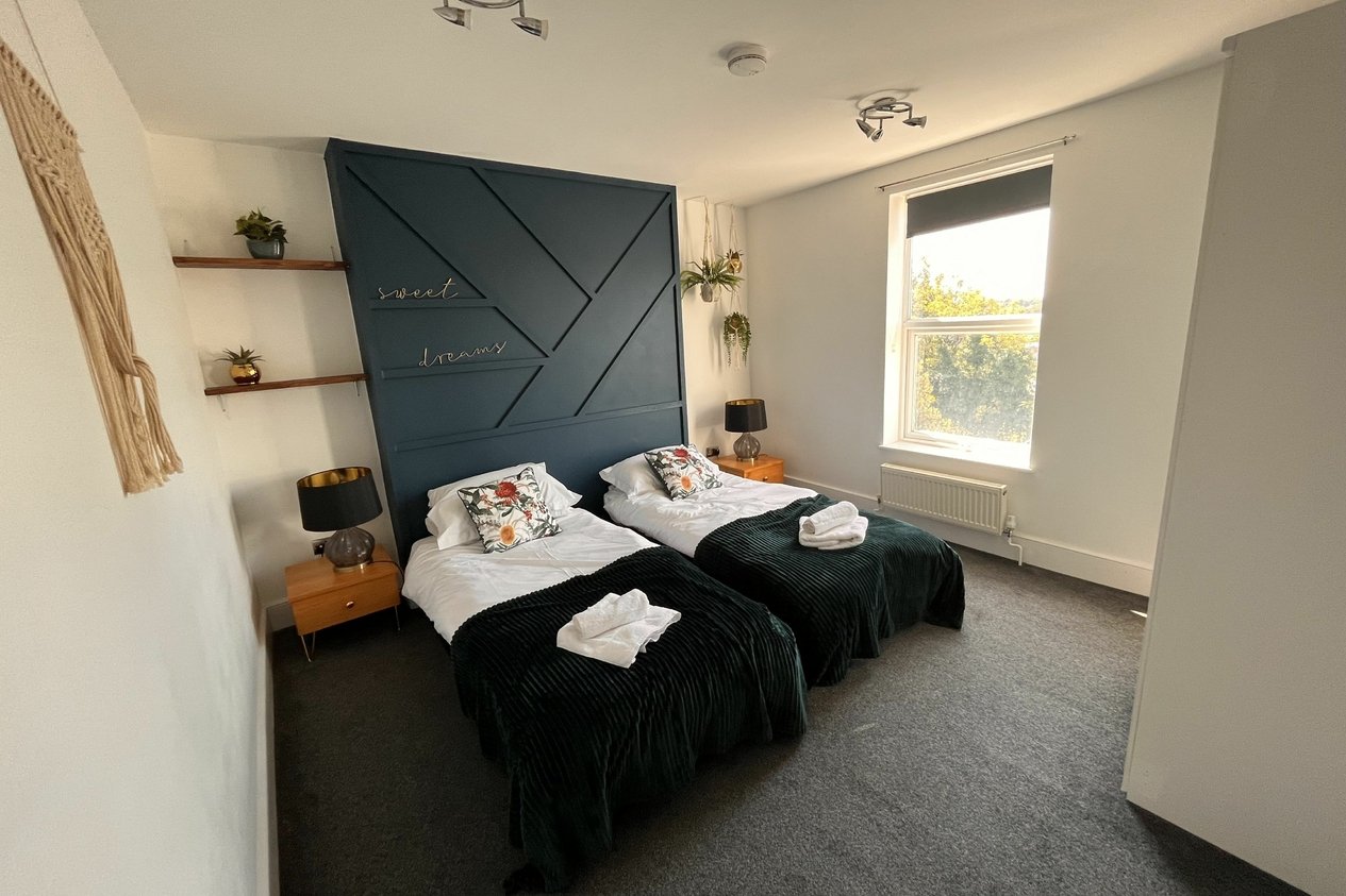Properties For Sale in Arklow Square 