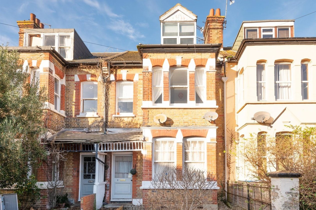 Properties Sold Subject To Contract in Arundel Road 