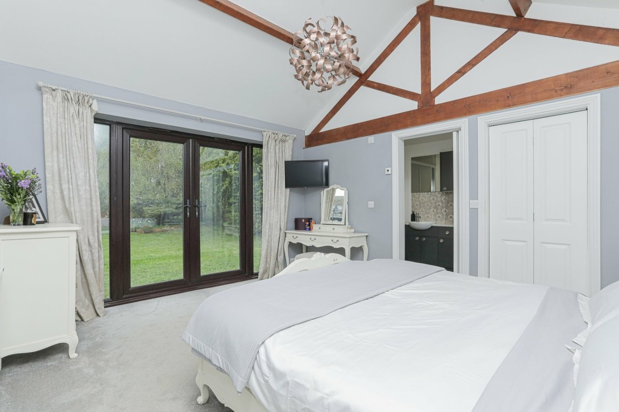 Properties For Sale in Ash Canterbury