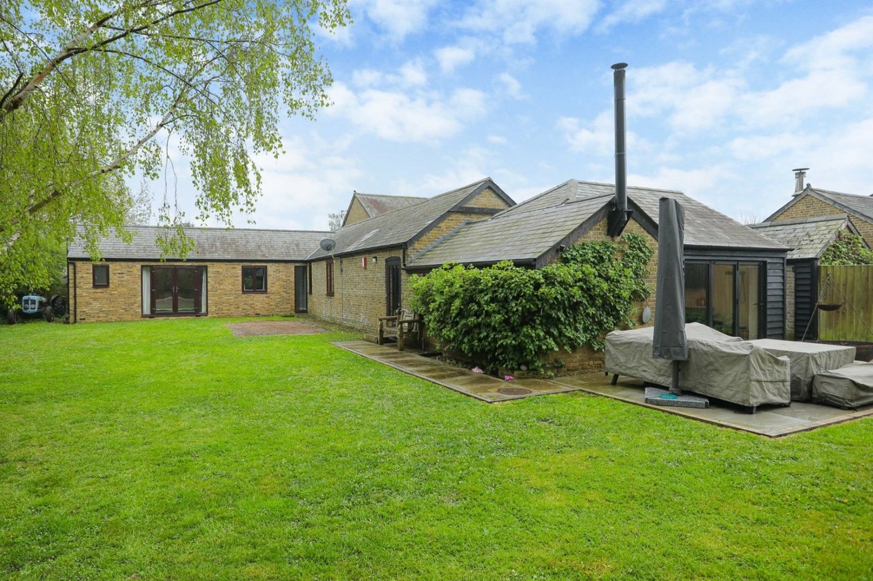 Properties For Sale in Ash Canterbury